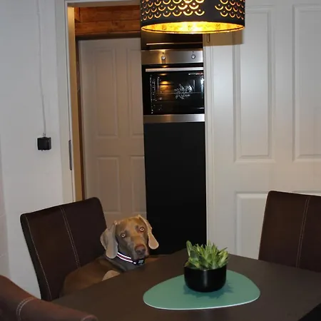 Kleine Souterrain Naehe Hamburg * Ной-Вульмсторф