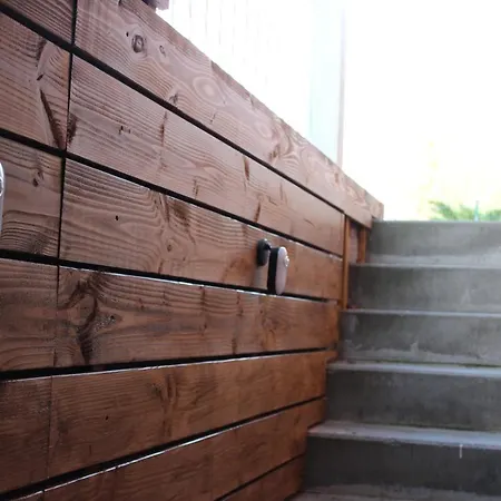 Kleine Souterrain Naehe Hamburg