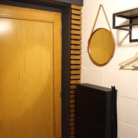 Kleine Souterrain Naehe Hamburg * Ной-Вульмсторф