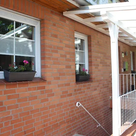 Kleine Souterrain Naehe Hamburg * Neu Wulmstorf