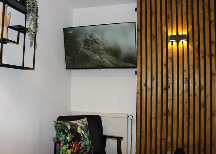 Kleine Souterrain Naehe Hamburg Daire