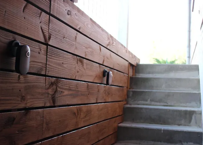 Kleine Souterrain Naehe Hamburg