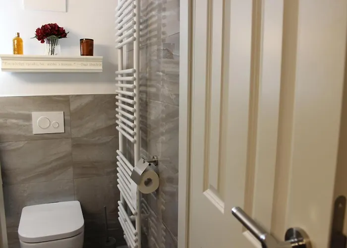 Kleine Souterrain Naehe Hamburg Daire