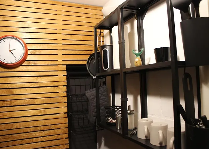 Kleine Souterrain Naehe Hamburg